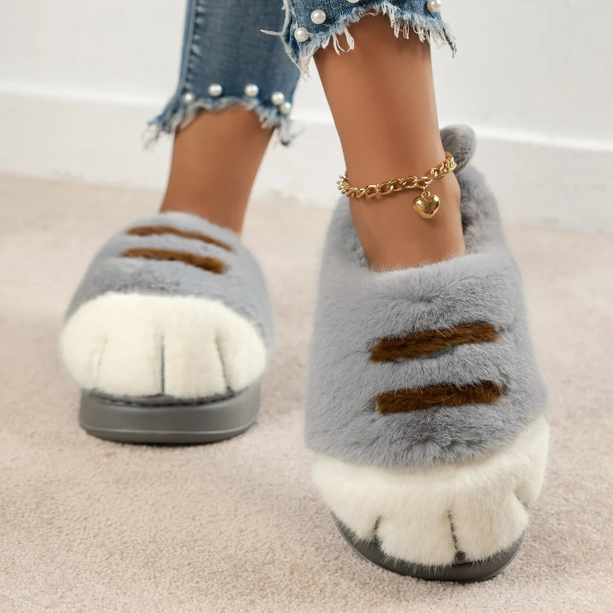 Women’s Fluffy Paw Slippers – Cute Faux Fur Winter Indoor Warm Shoes with Thick Soft Sole
