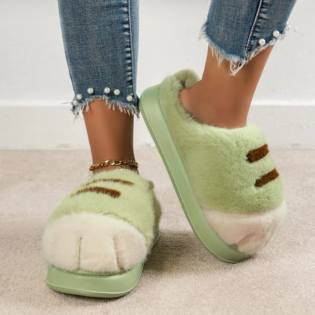 Women’s Fluffy Paw Slippers – Cute Faux Fur Winter Indoor Warm Shoes with Thick Soft Sole