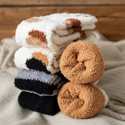Women’s Fluffy Cat Paw Socks – Warm Coral Fleece Winter Sleep & Home Floor Socks