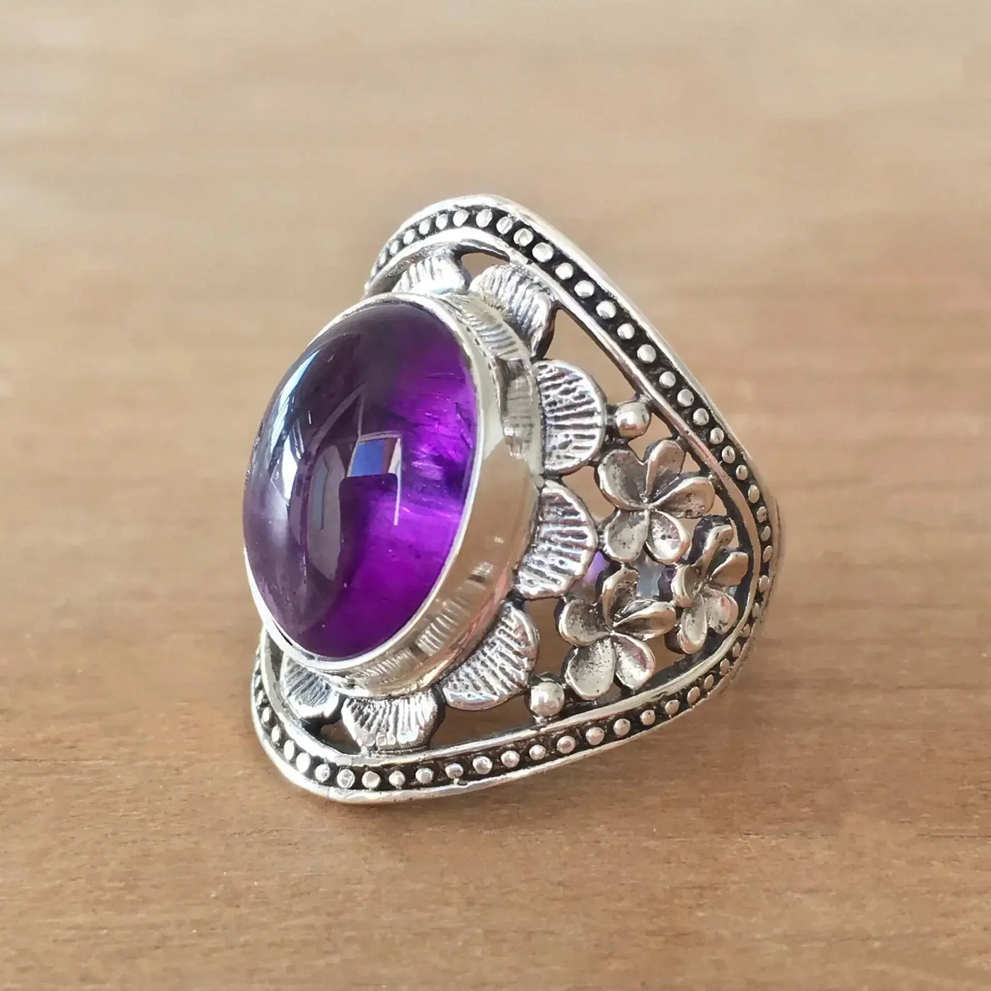 Purple Cubic Zirconia Cocktail Ring – High-End Square Crystal Women’s Fashion Jewelry (2025)